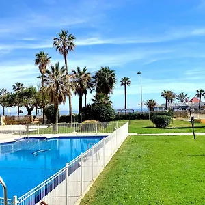 https://precioso-estudio-frente-al-mar-con-piscina.1costadelsol.com