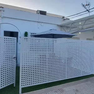 https://holidays2benalmadena-siroco-parking-and-balcony.es-andalucia.com